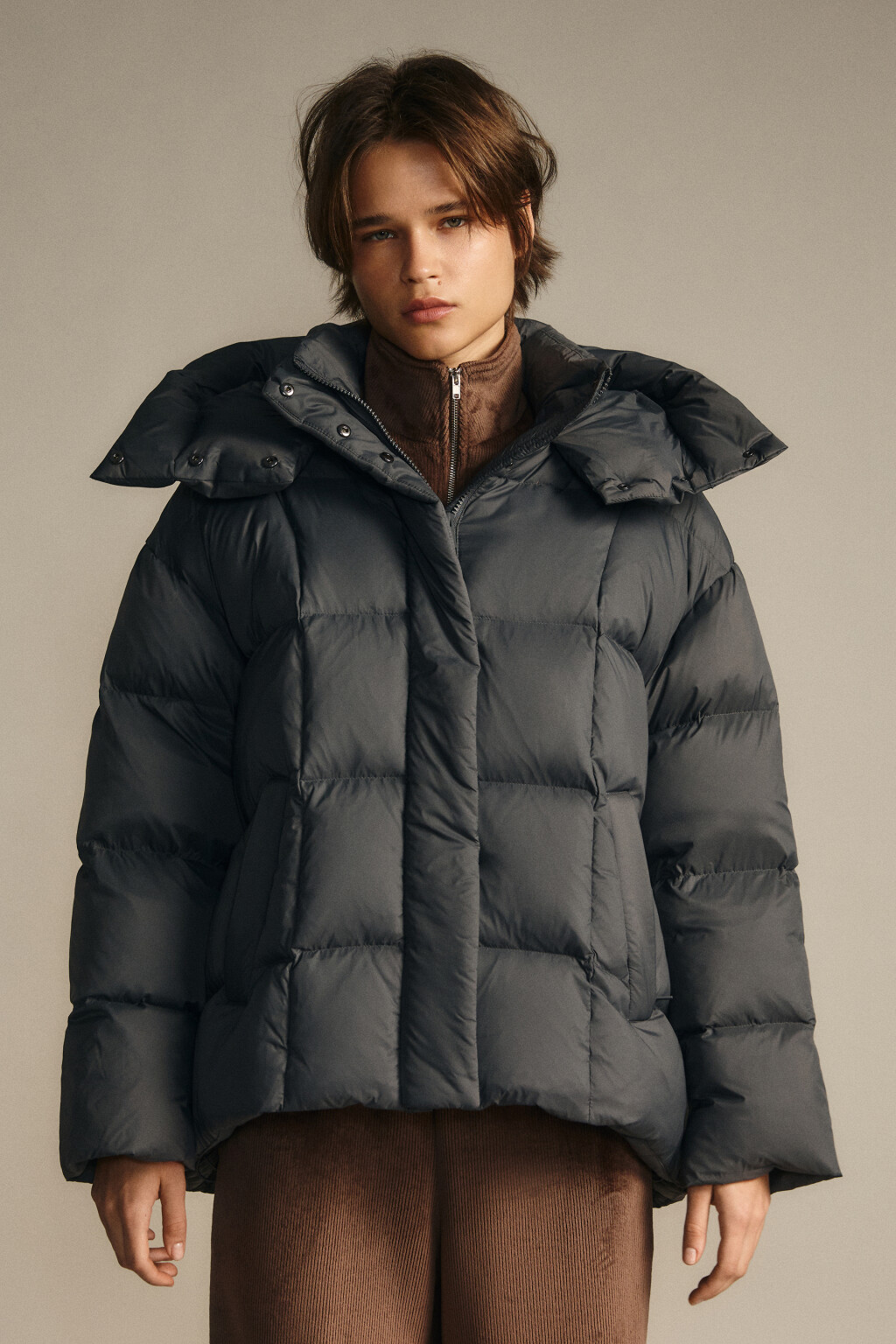 Пуховик на натуральном утеплителе - цвет серый - 3