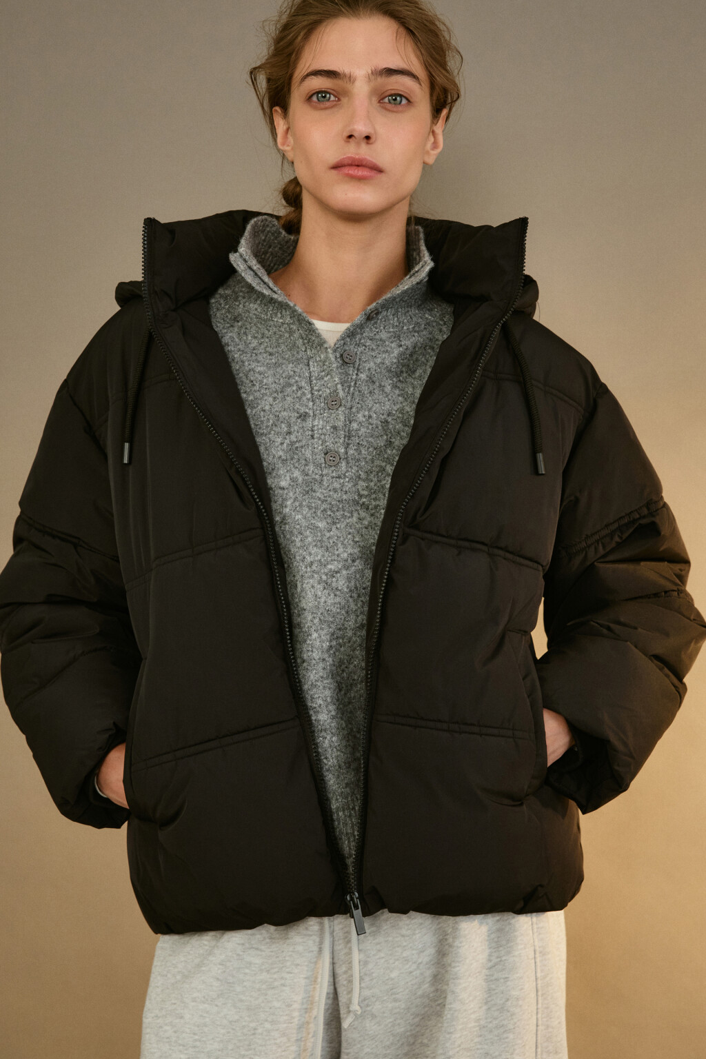 Куртка стеганая с капюшоном - цвет черный - 1