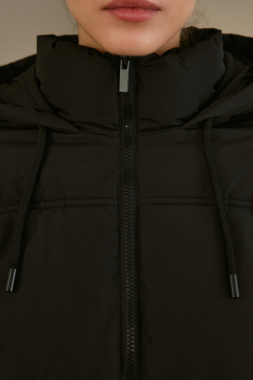 Куртка стеганая с капюшоном - цвет черный - 5