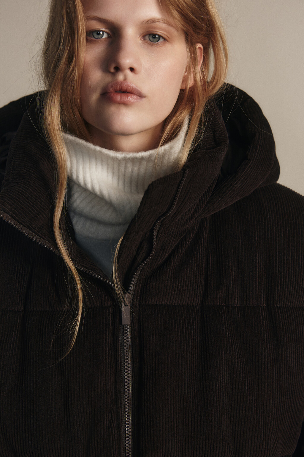 Куртка стеганая вельветовая - цвет коричневый - 8