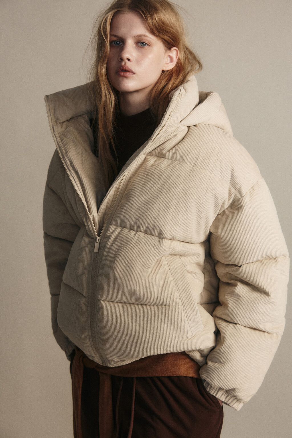 Куртка стеганая вельветовая - цвет бежевый - 2