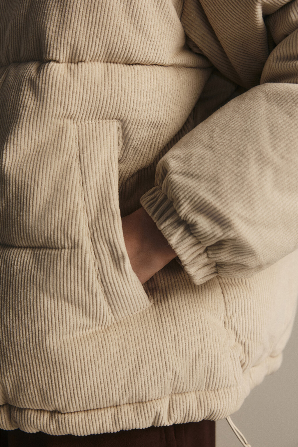 Куртка стеганая вельветовая - цвет бежевый - 7