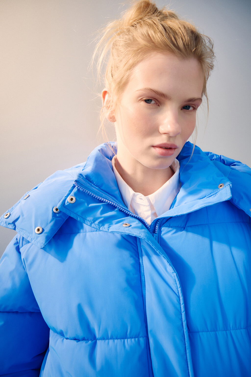 Куртка стеганая с капюшоном - цвет голубой - 6