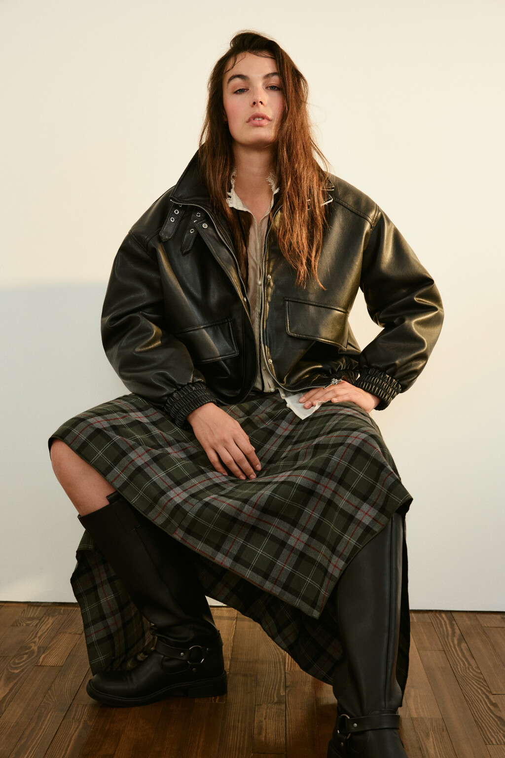 Куртка-бомбер с теплой подкладкой - цвет черный - 1