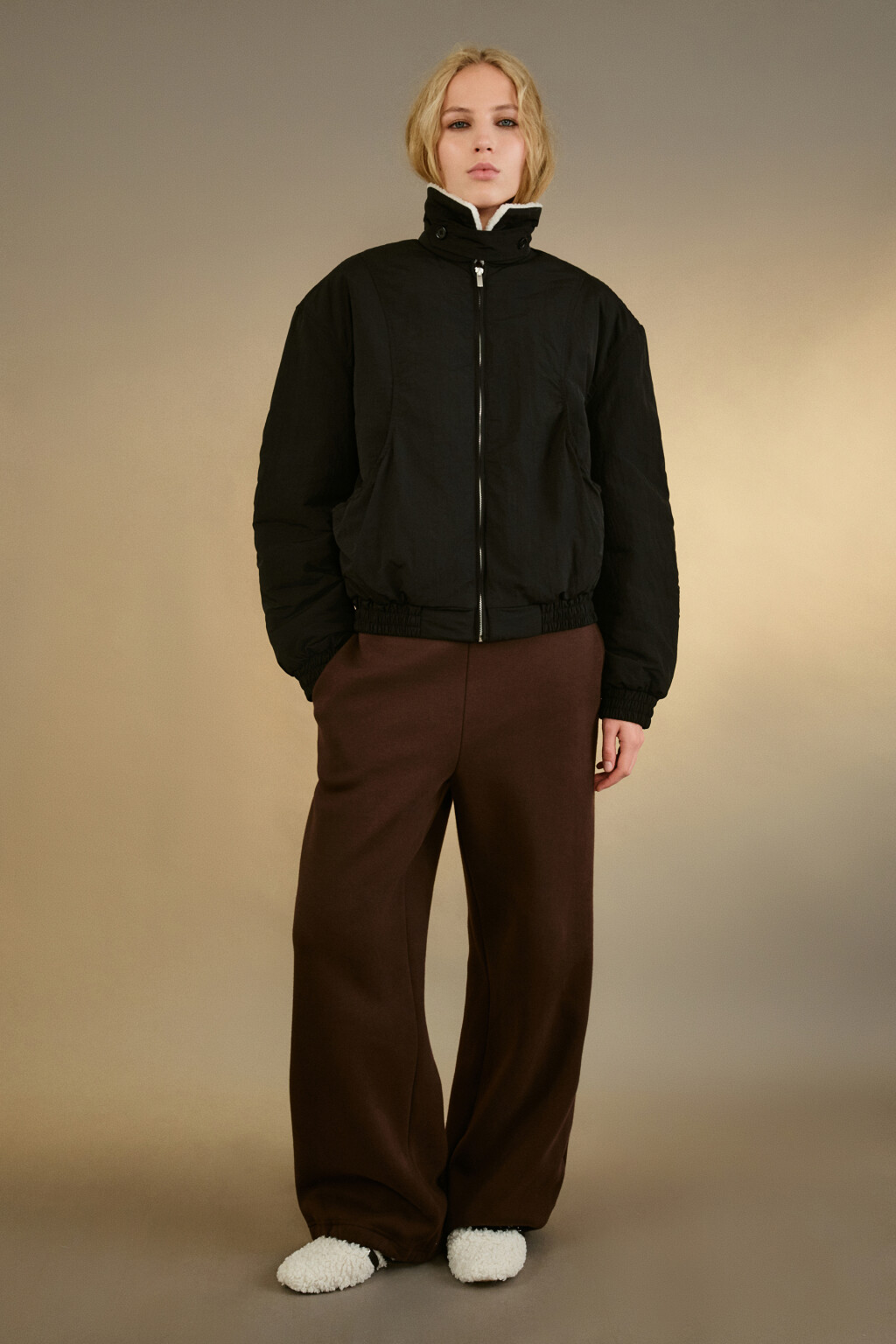 Куртка-бомбер с воротником-авиатор - цвет черный - 4