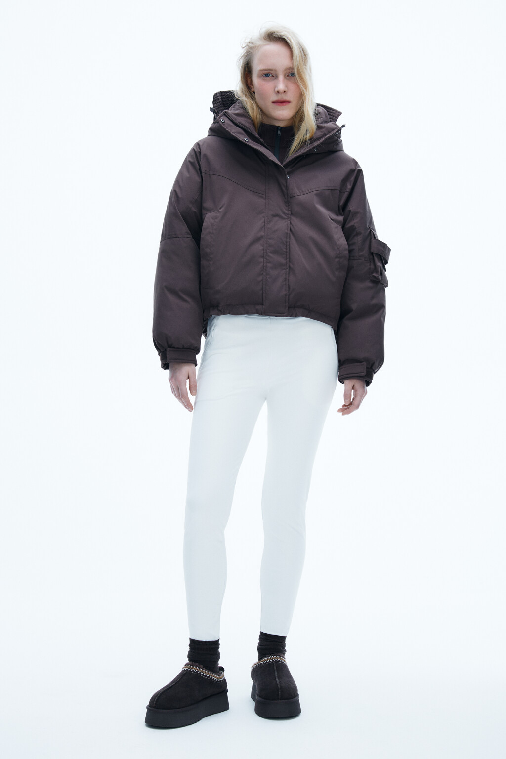 Куртка короткая с капюшоном - цвет коричневый - 4