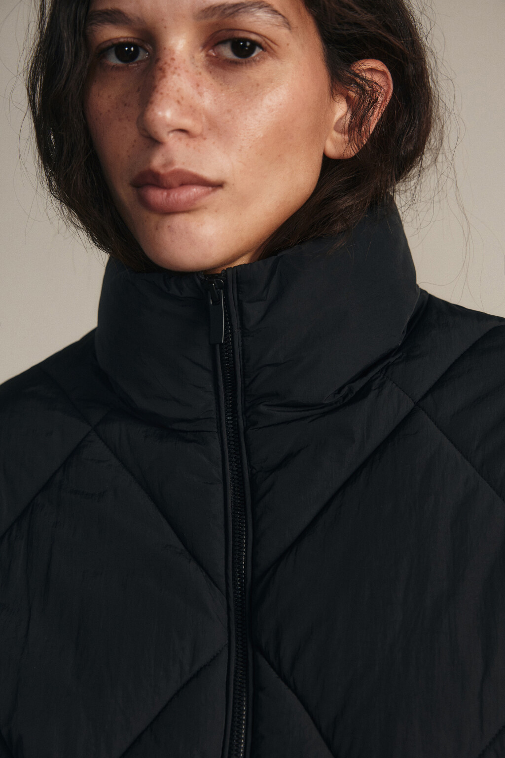 Куртка стеганая со стойкой - цвет черный - 6