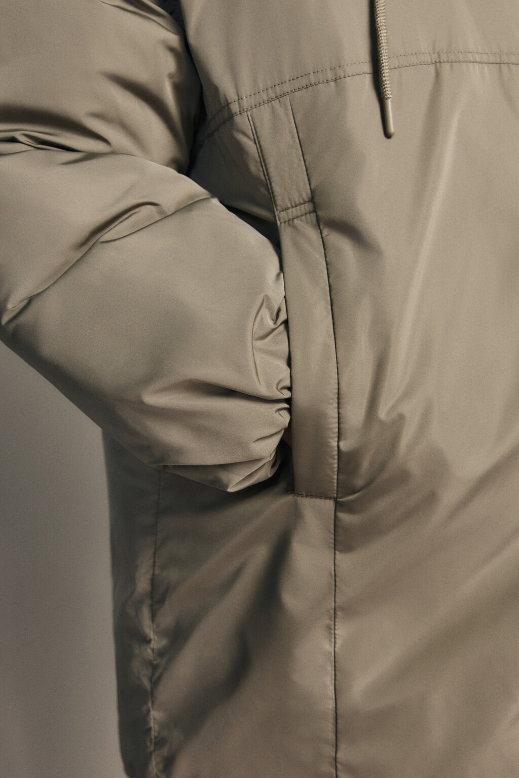 Куртка на утеплителе с капюшоном - цвет зеленый - 6