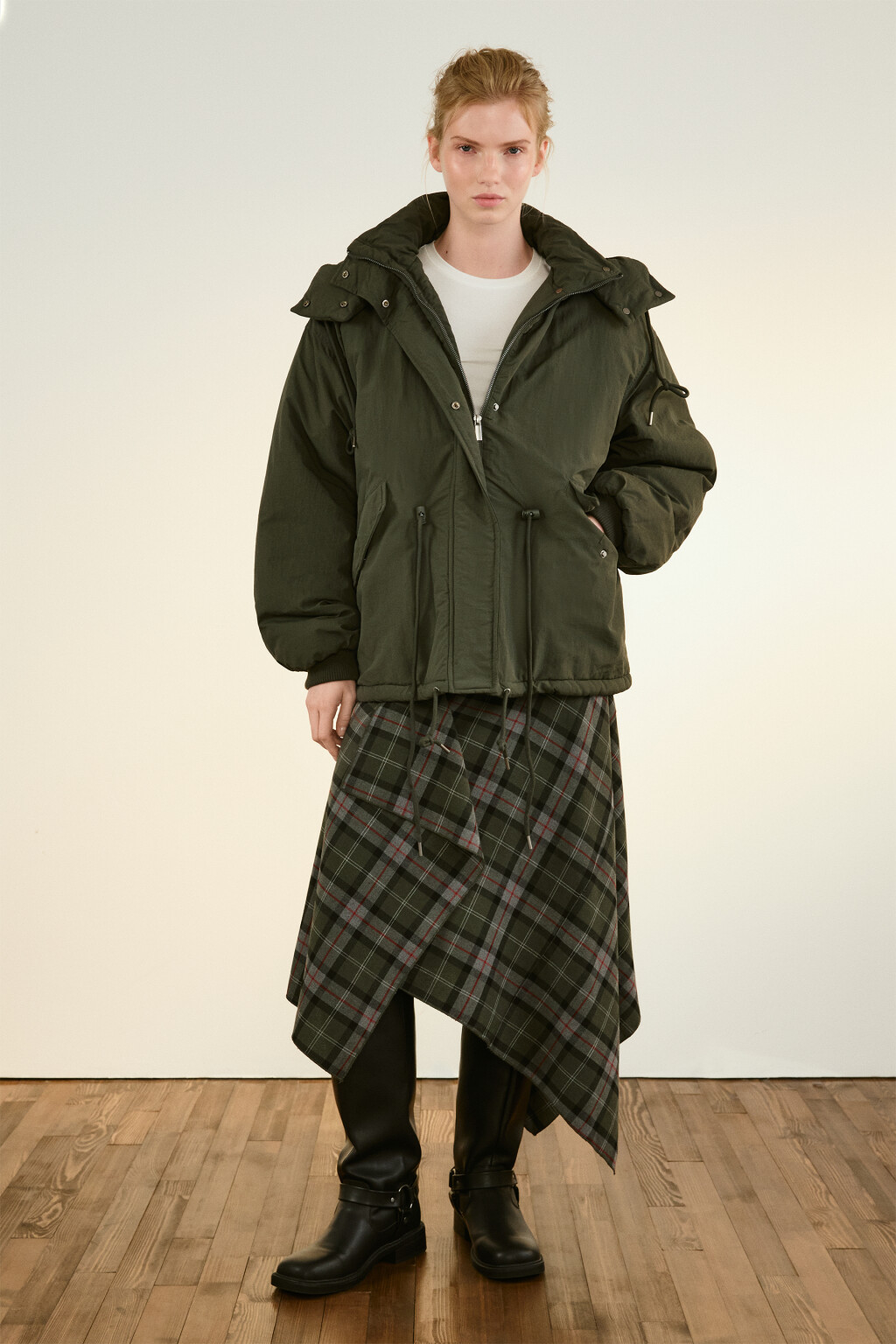 Куртка-парка с капюшоном и поясом - цвет зеленый - 4