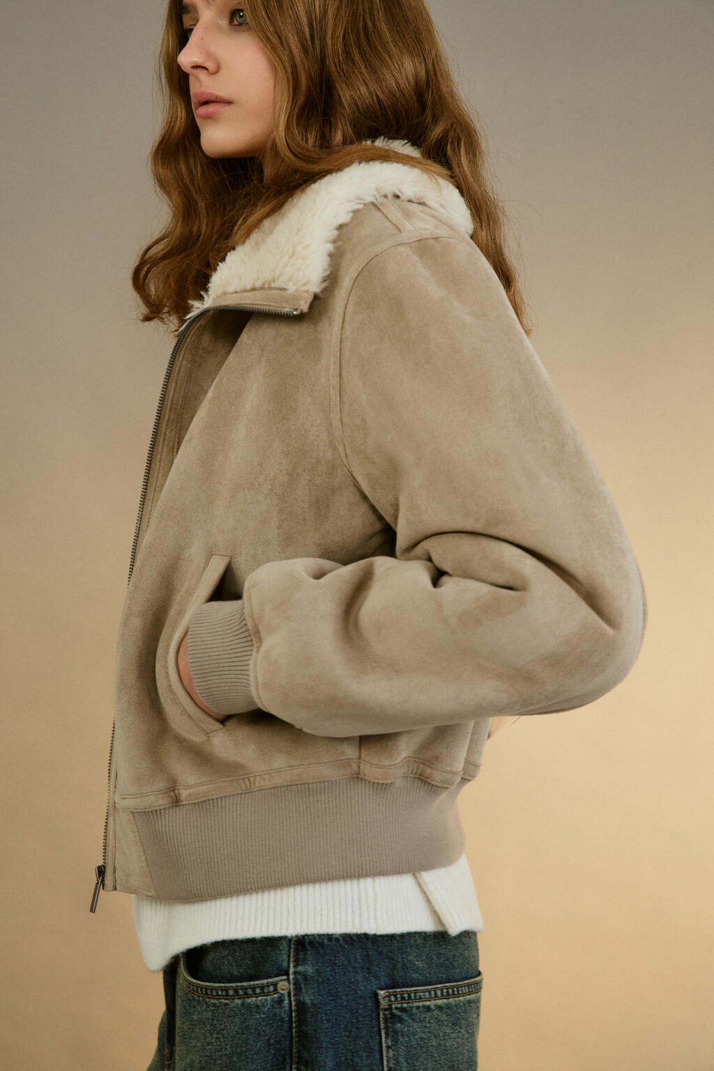 Куртка-бомбер с меховым воротником - цвет бежевый - 1