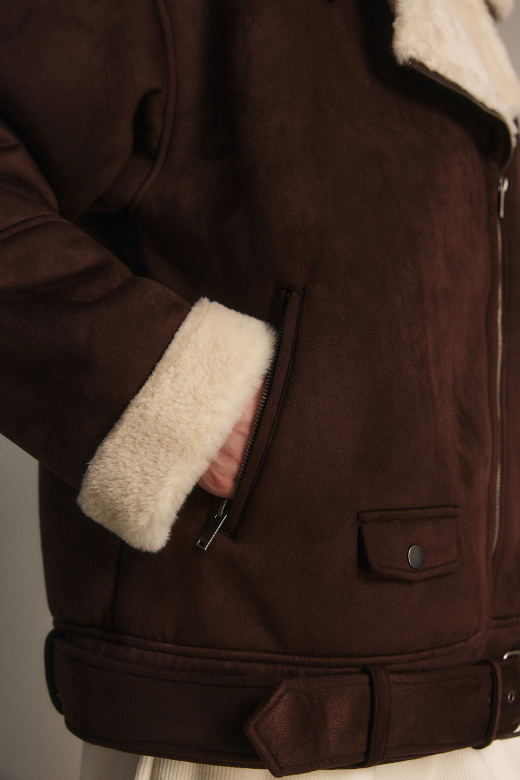 Дубленка-косуха с широким воротником - цвет коричневый - 6