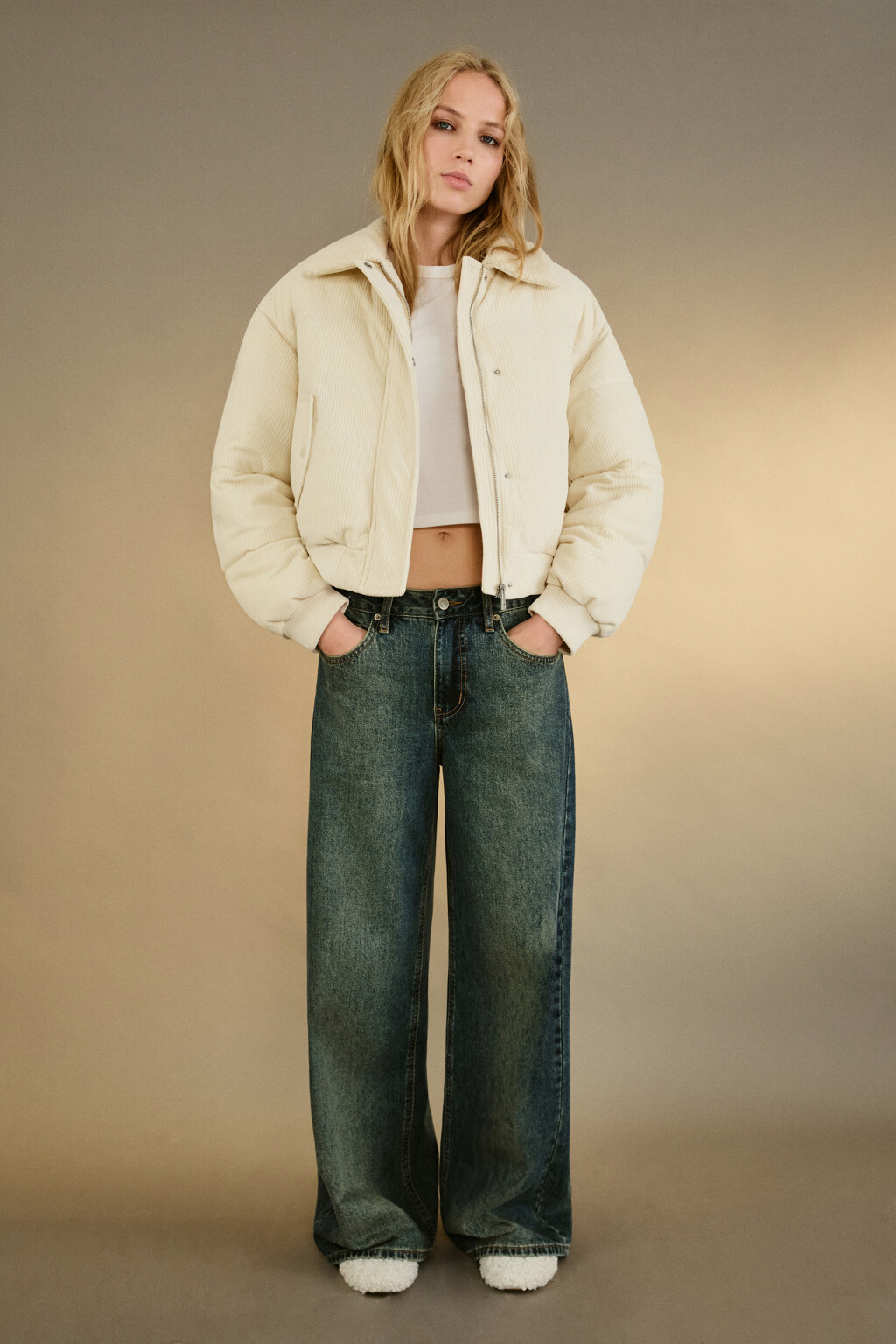 Куртка-бомбер стеганая вельветовая - цвет молочный - 4