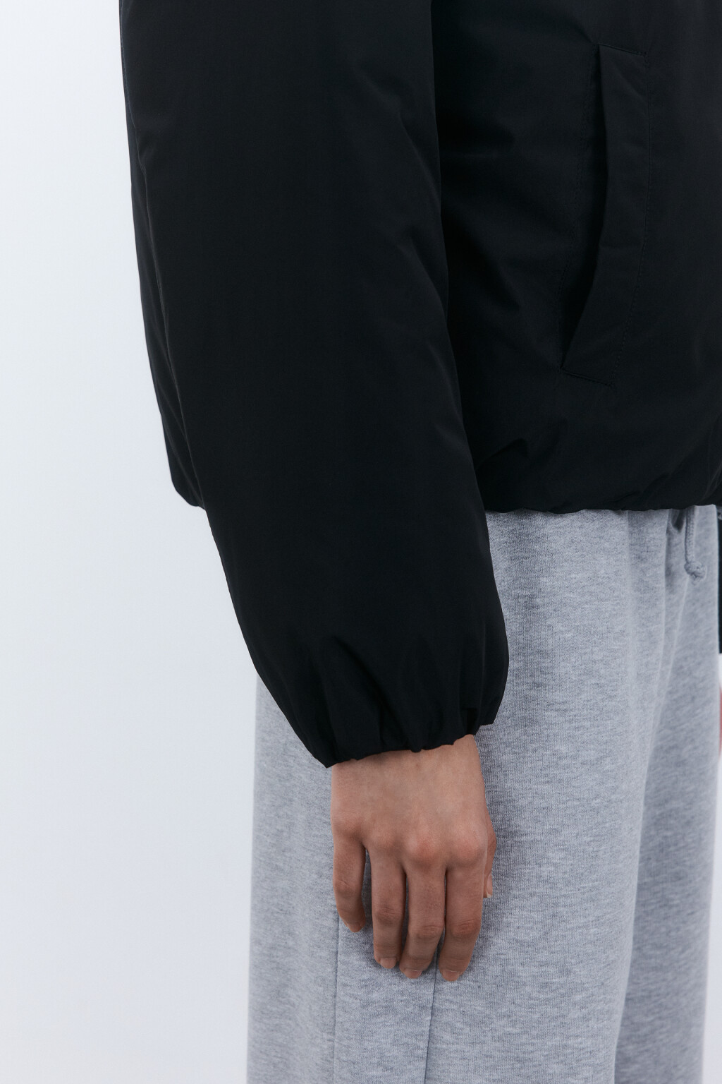 Куртка утепленная с капюшоном - цвет черный - 6