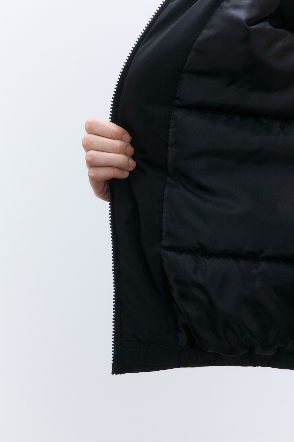 Куртка утепленная с капюшоном - цвет черный - 7