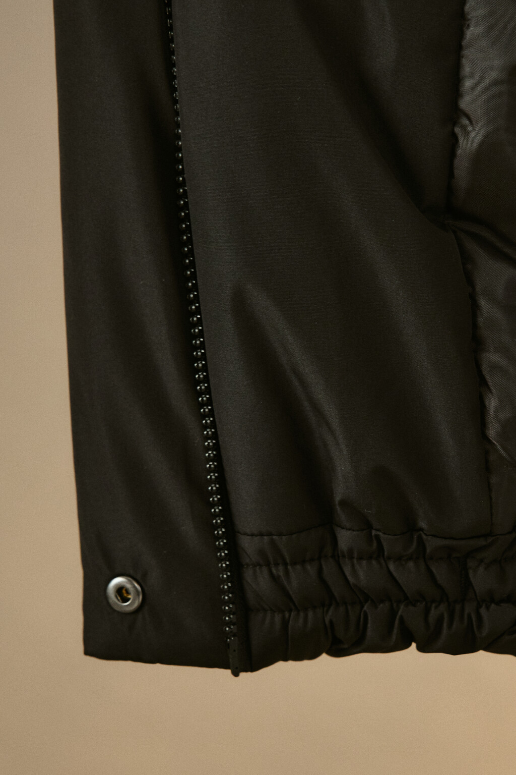 Куртка укороченная с капюшоном - цвет черный - 7