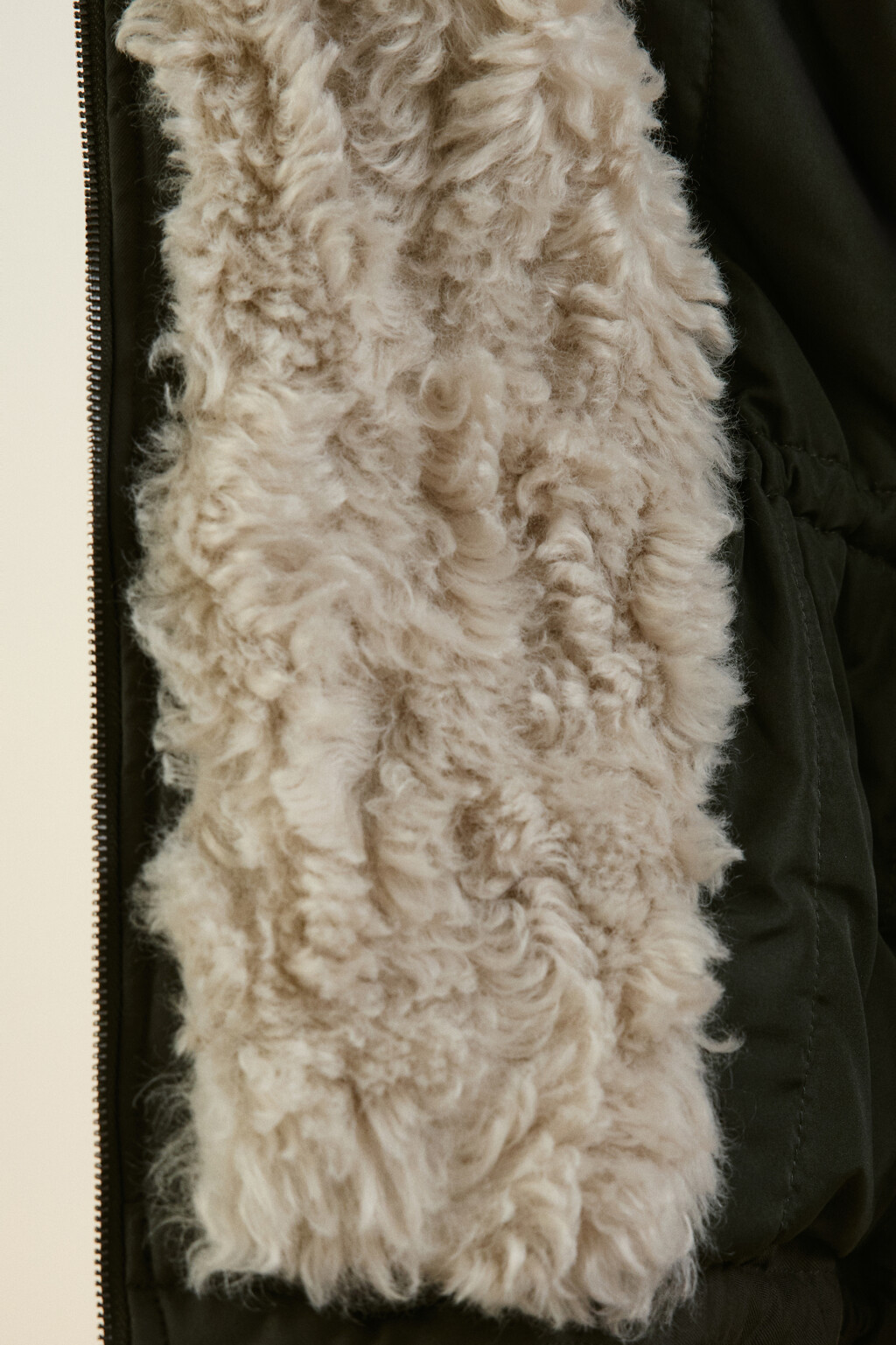 Куртка-парка с меховой отделкой - цвет зеленый - 9