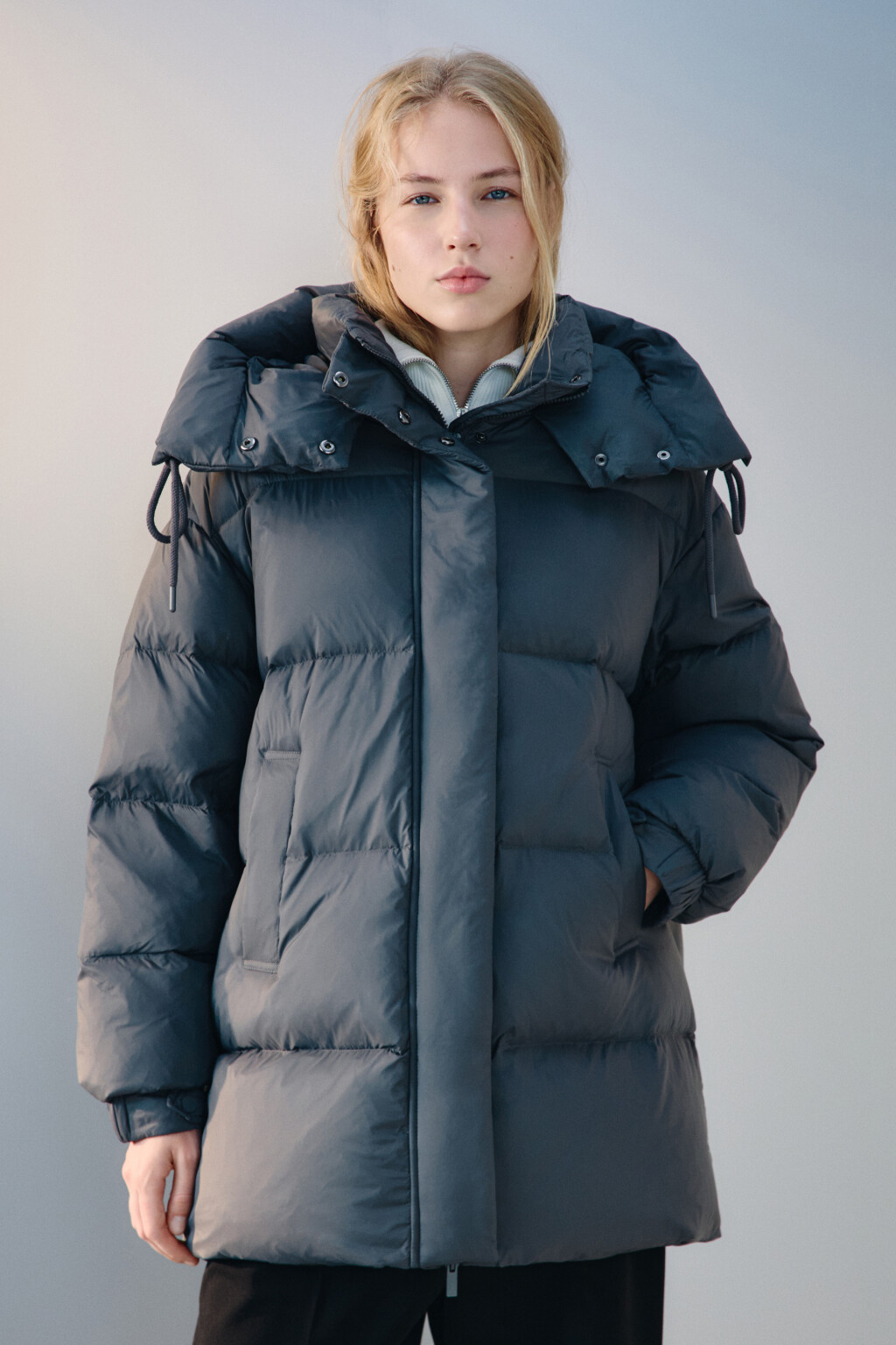 Пуховик на натуральном утеплителе - цвет серый - 2