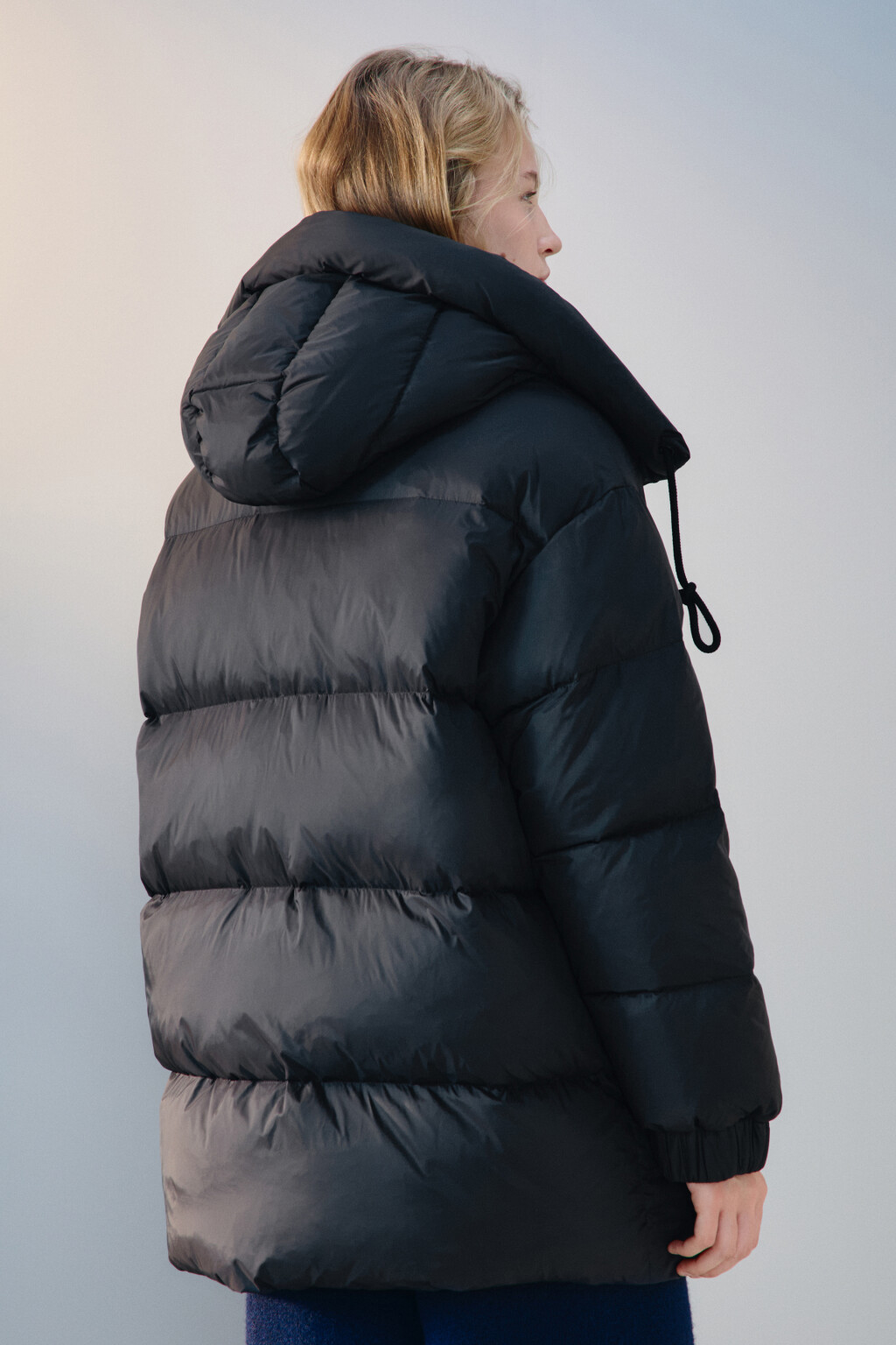 Пуховик на натуральном утеплителе - цвет черный - 4