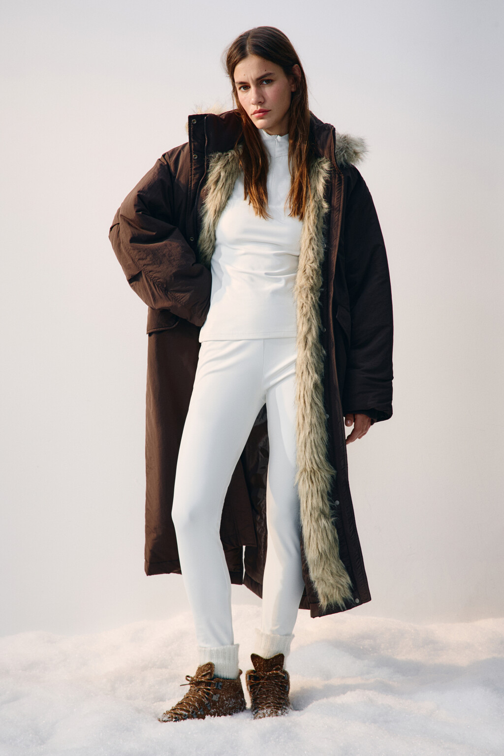 Куртка-парка удлиненная с опушкой - цвет коричневый - 4