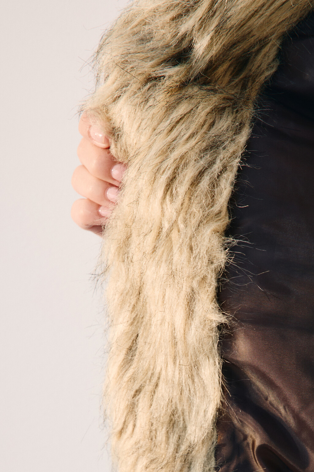 Куртка-парка удлиненная с опушкой - цвет коричневый - 7