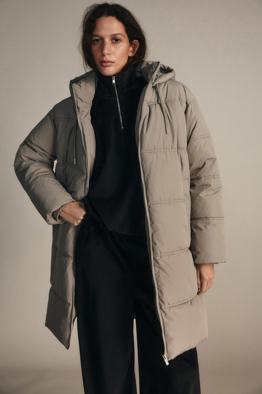 Куртка длинная стеганая с капюшоном - цвет зеленый - 1