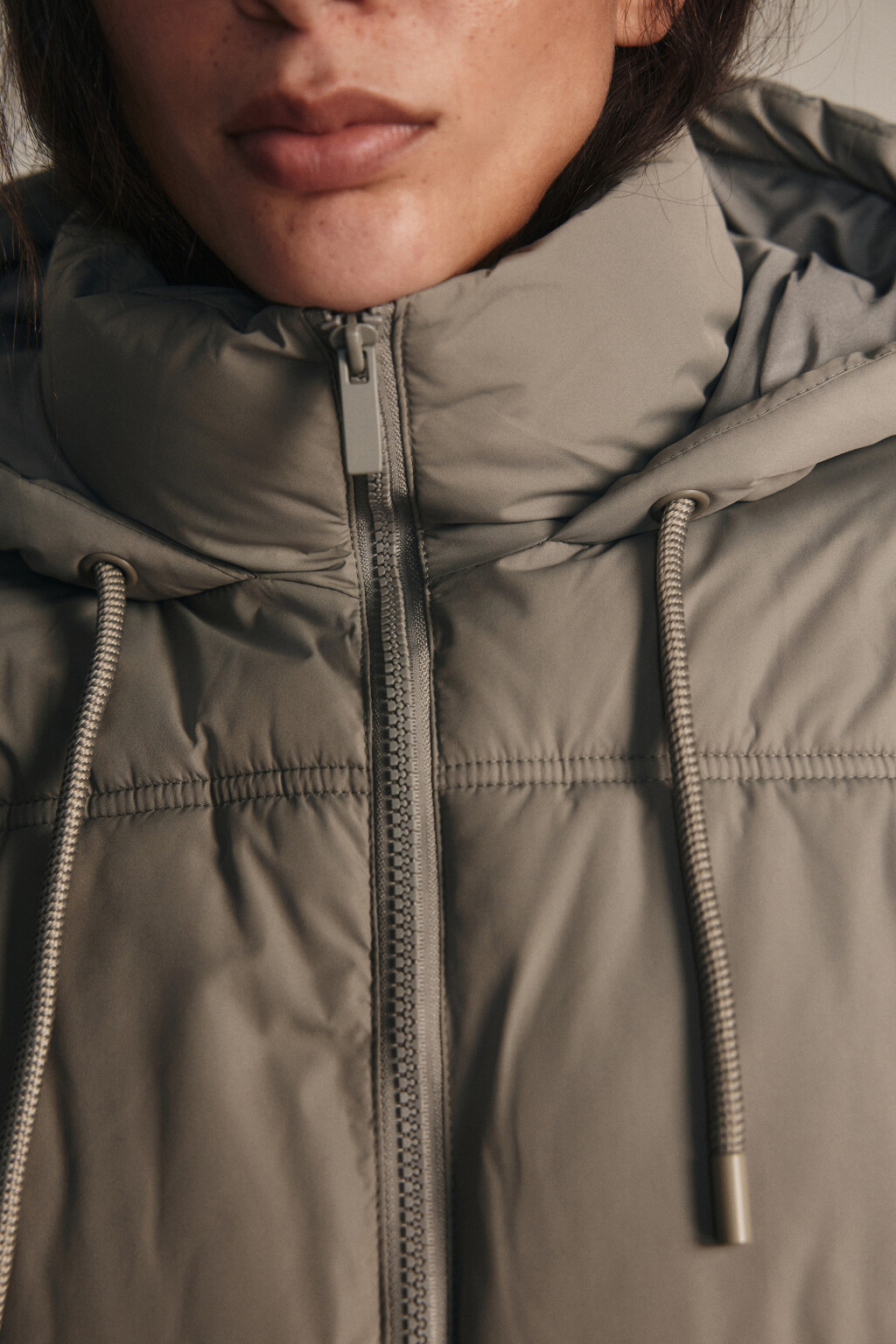 Куртка длинная стеганая с капюшоном - цвет зеленый - 5