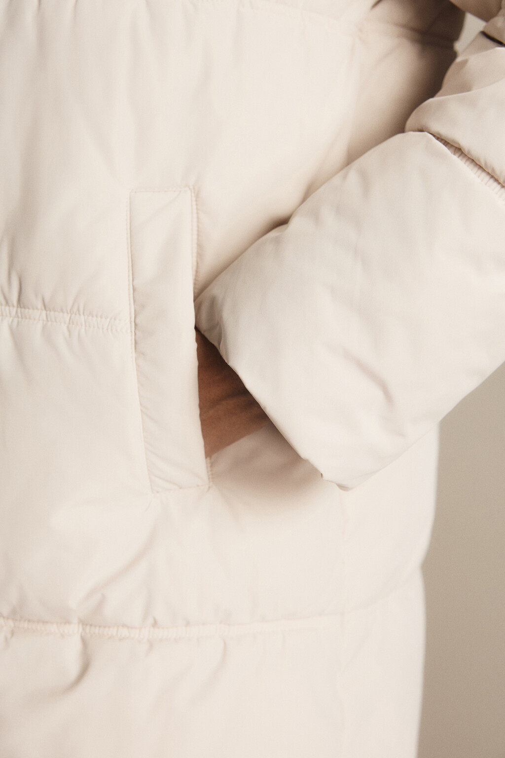 Куртка длинная стеганая с капюшоном - цвет молочный - 6