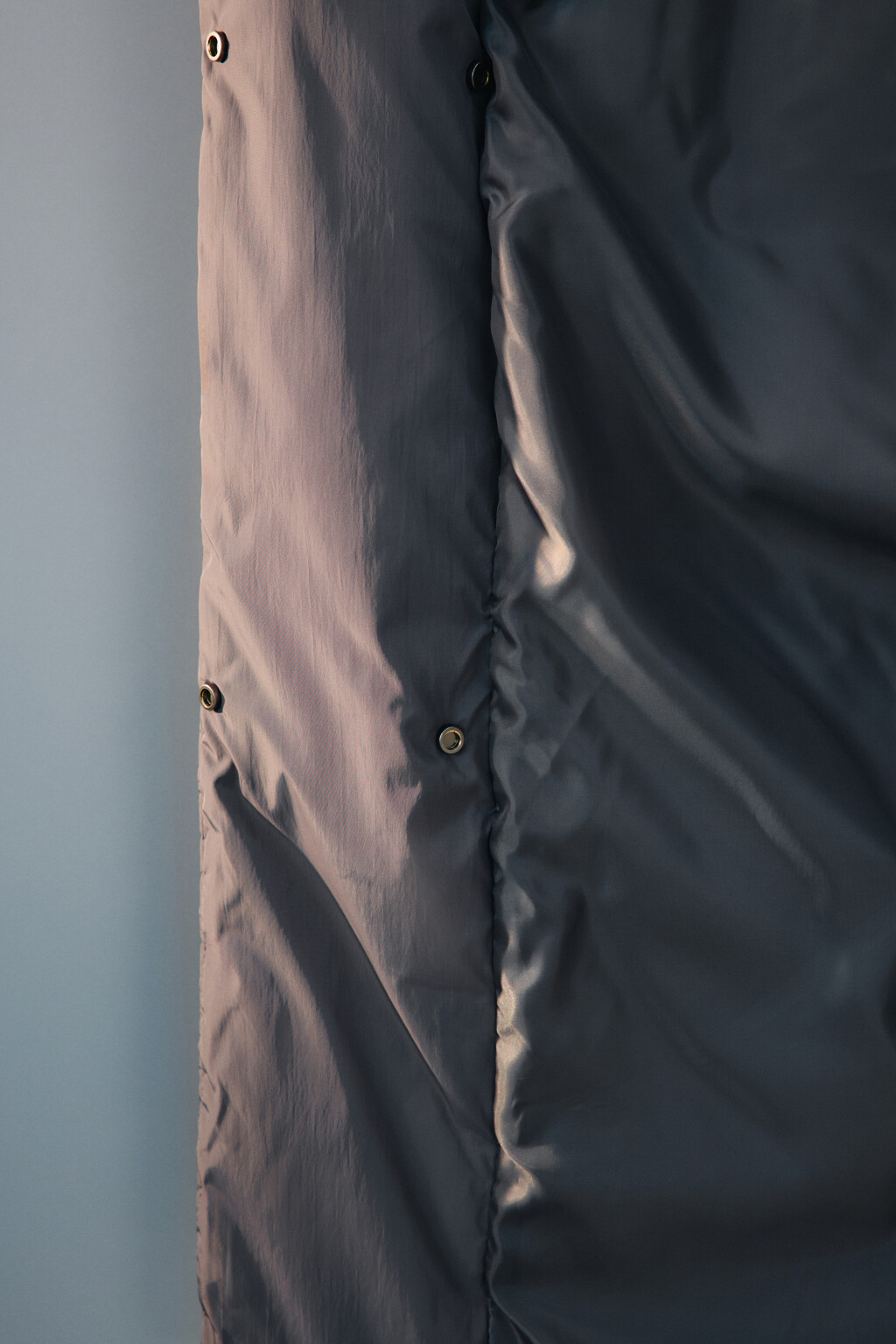 Пальто на утеплителе с поясом - цвет серый - 9