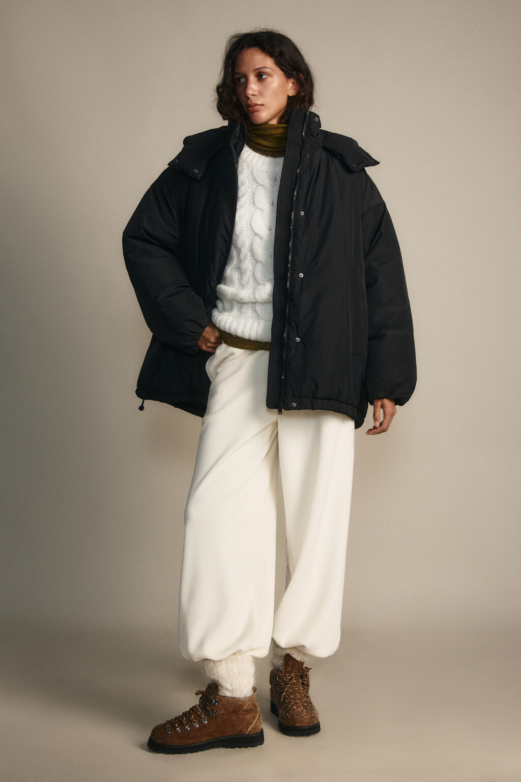 Куртка oversize с капюшоном - цвет черный - 6