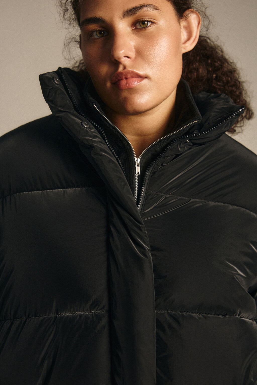 Куртка стеганая с высоким воротником - цвет черный - 5