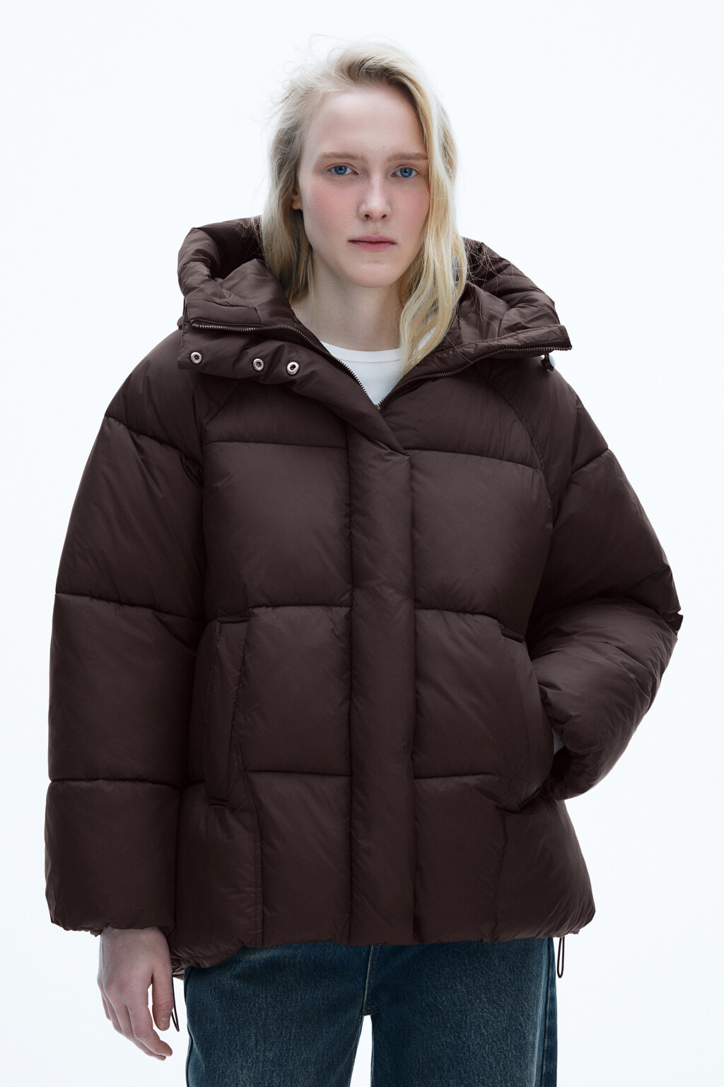 Куртка короткая стеганая с капюшоном - цвет коричневый - 2