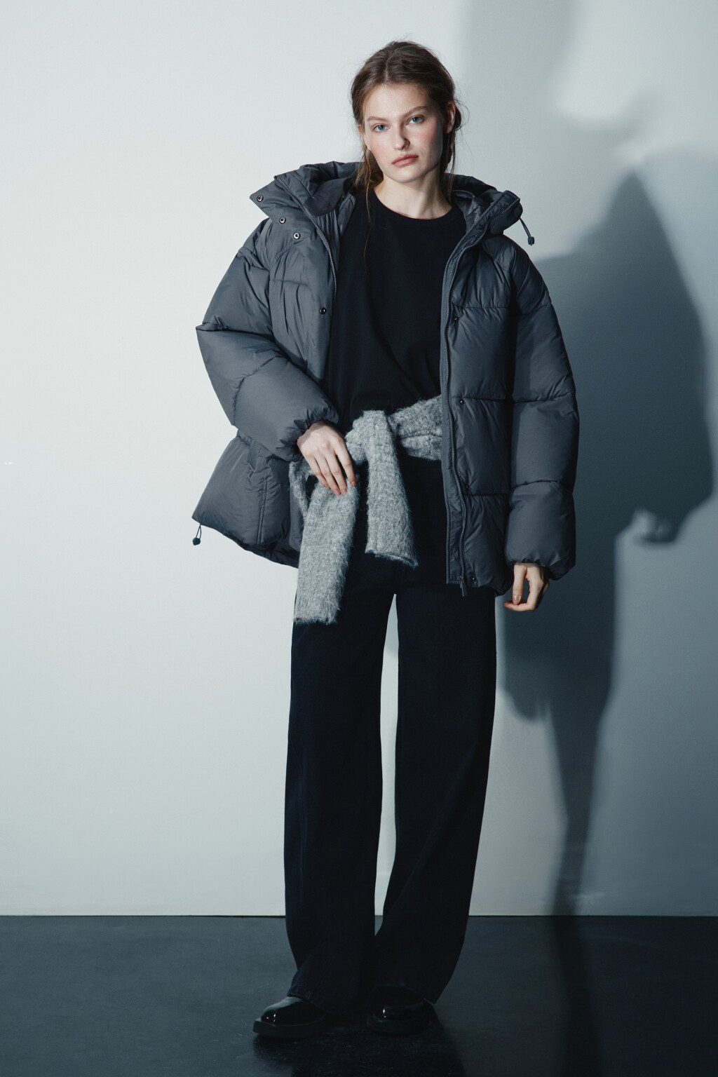 Куртка короткая стеганая с капюшоном - цвет серый - 5