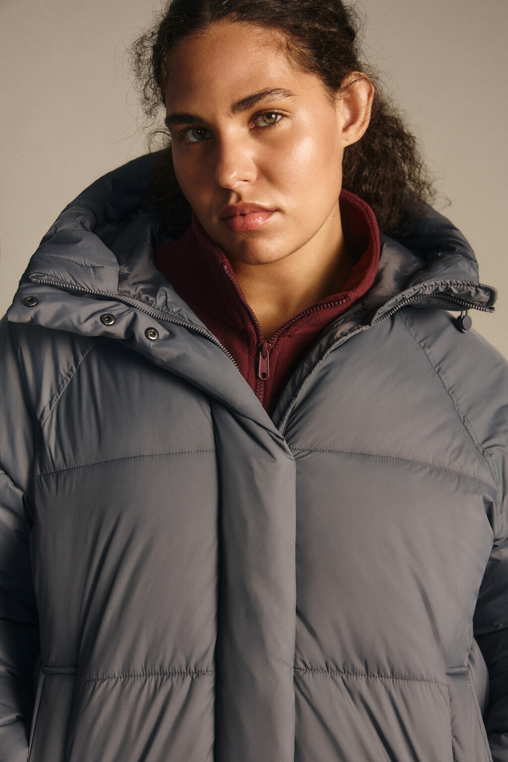 Куртка короткая стеганая с капюшоном - цвет серый - 1