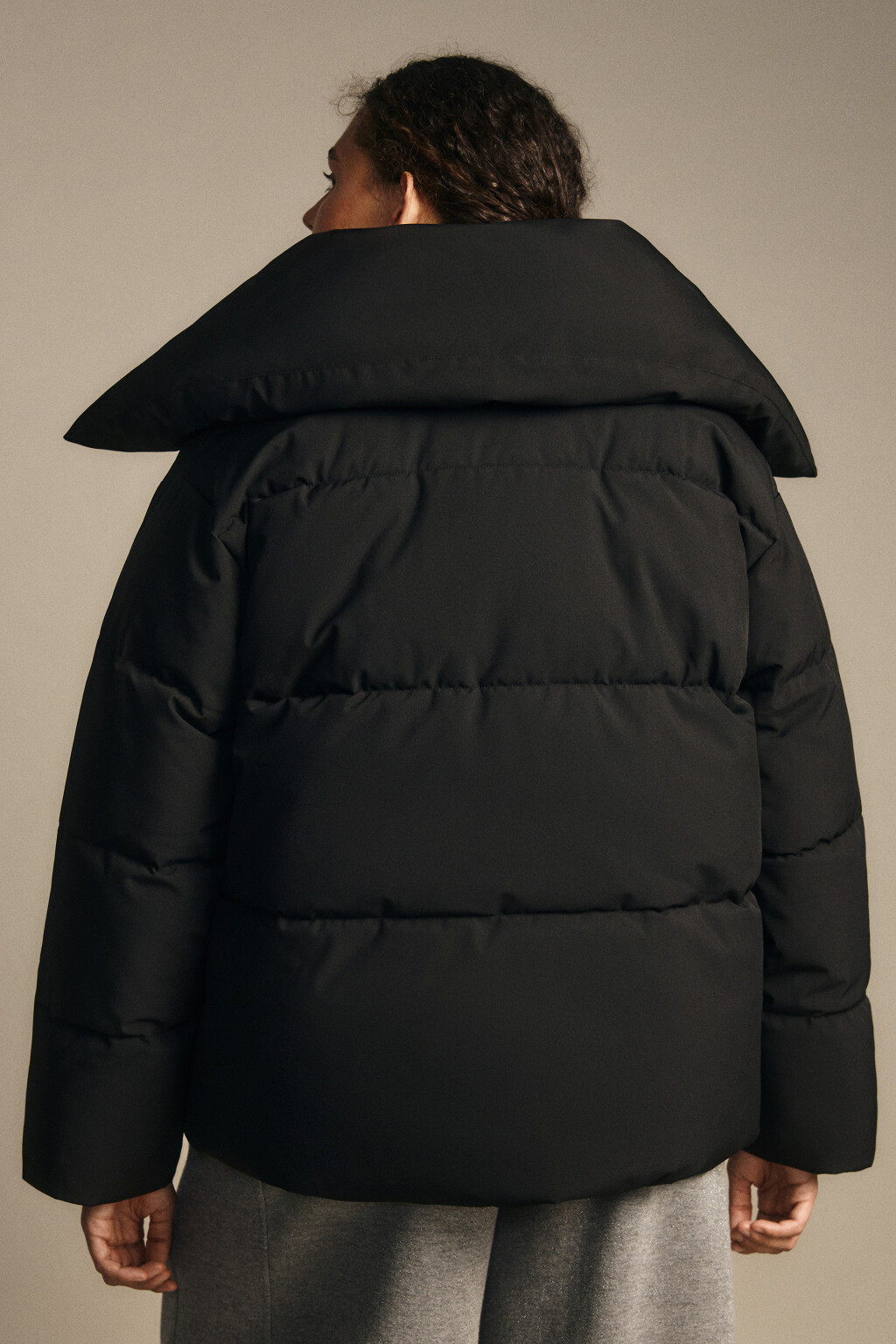 Куртка стеганая с завязками - цвет черный - 3