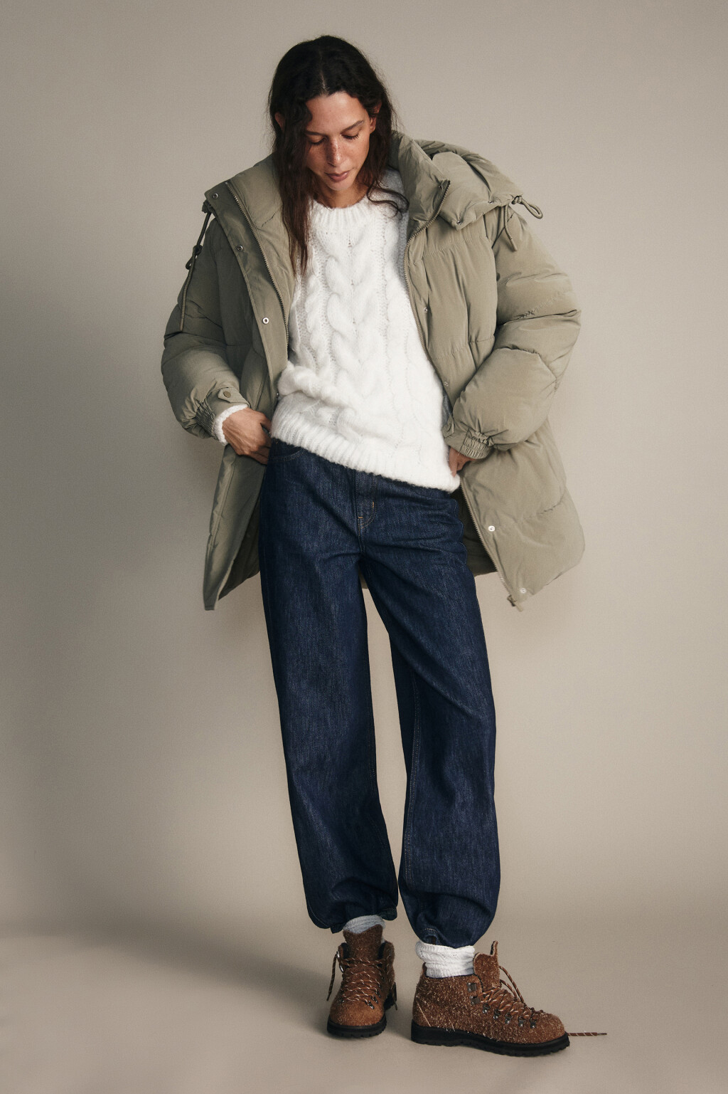 Куртка стеганая с капюшоном - цвет зеленый - 2