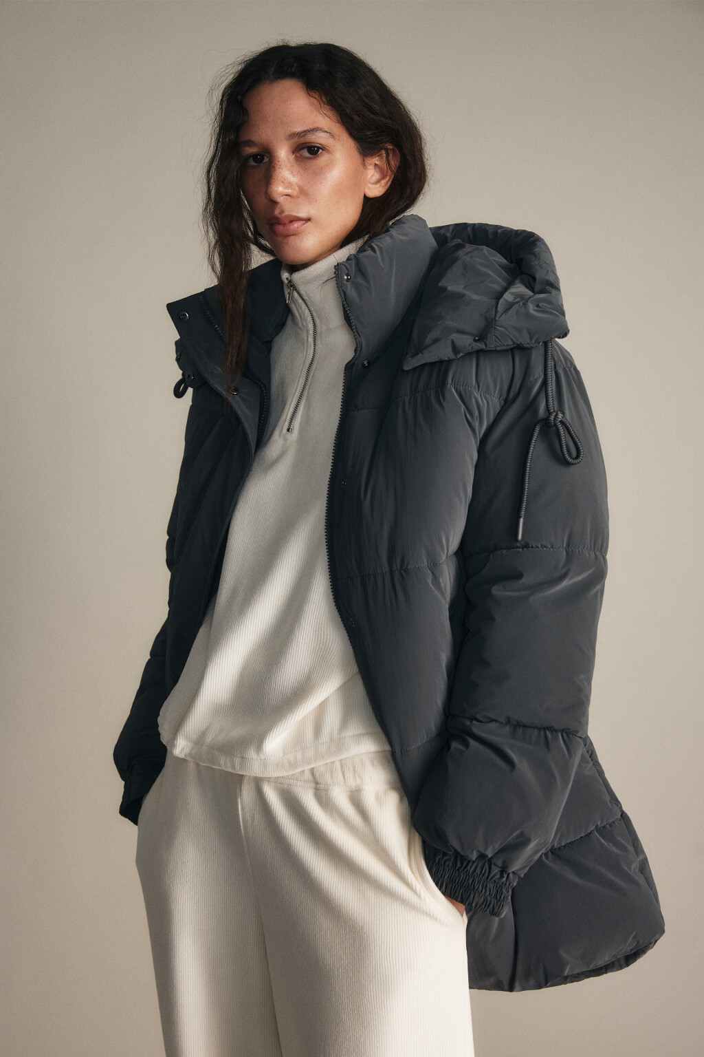 Куртка стеганая с капюшоном - цвет серый - 1