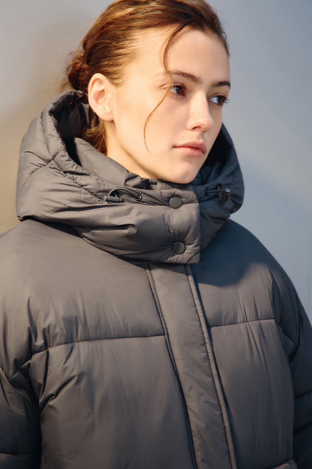 Пальто стеганое с капюшоном - цвет серый - 5