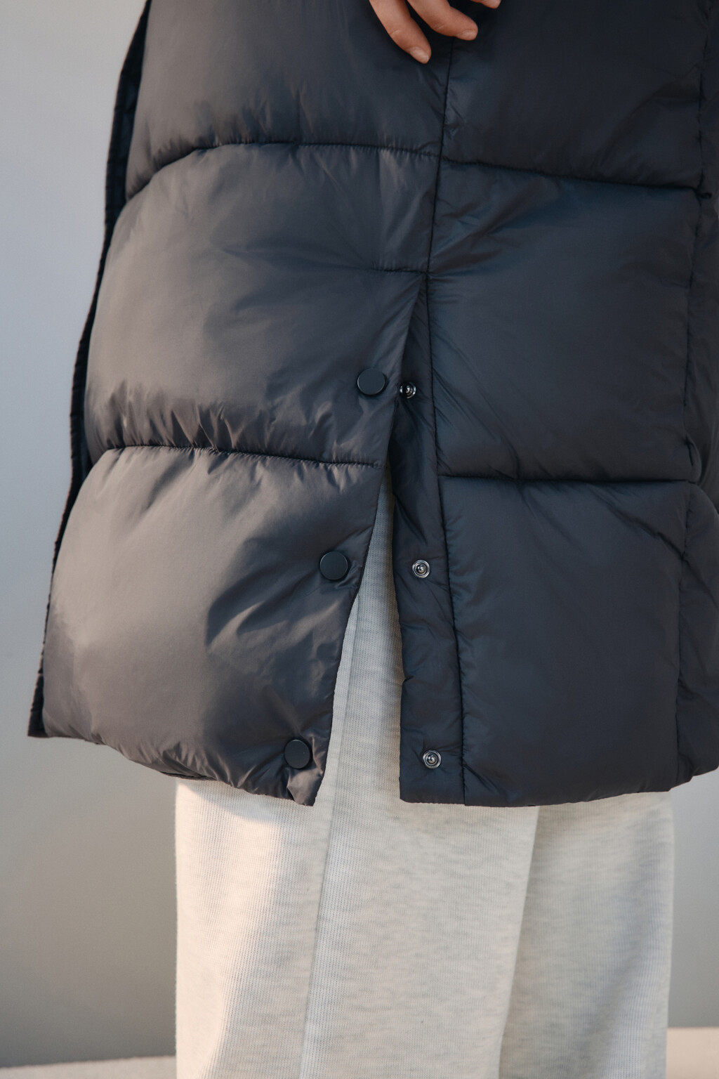 Пальто стеганое с капюшоном - цвет серый - 6