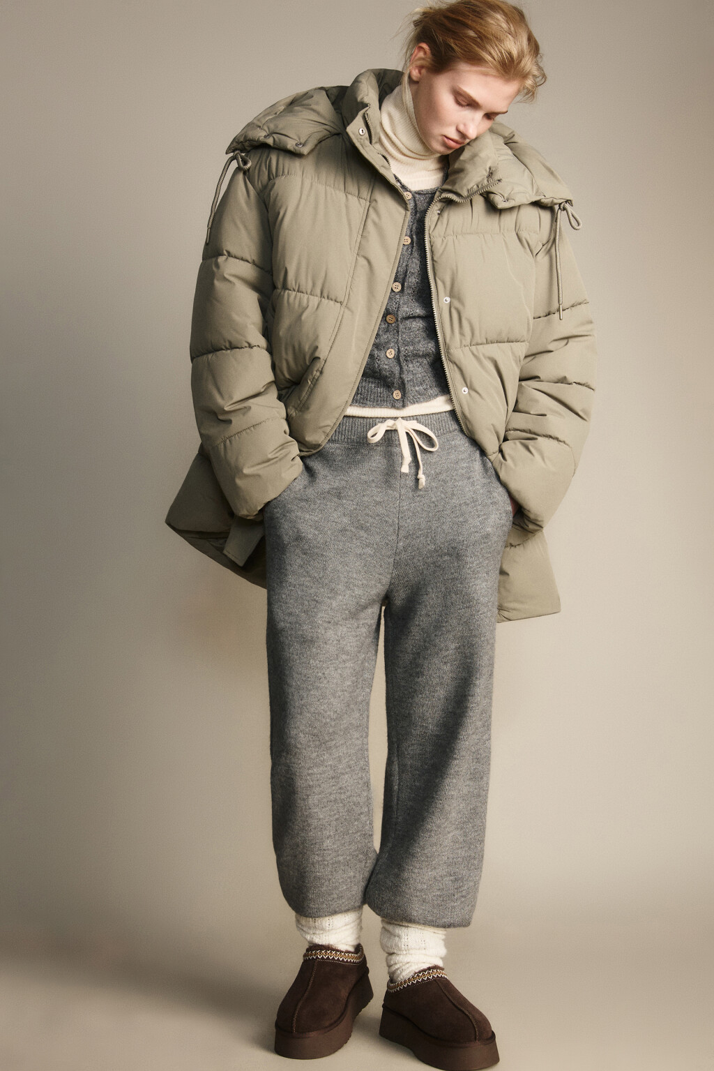 Куртка стеганая с капюшоном - цвет зеленый - 1