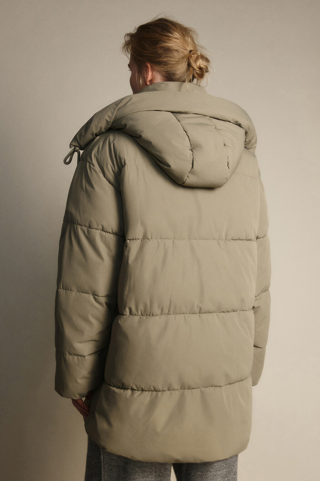 Куртка стеганая с капюшоном - цвет зеленый - 4