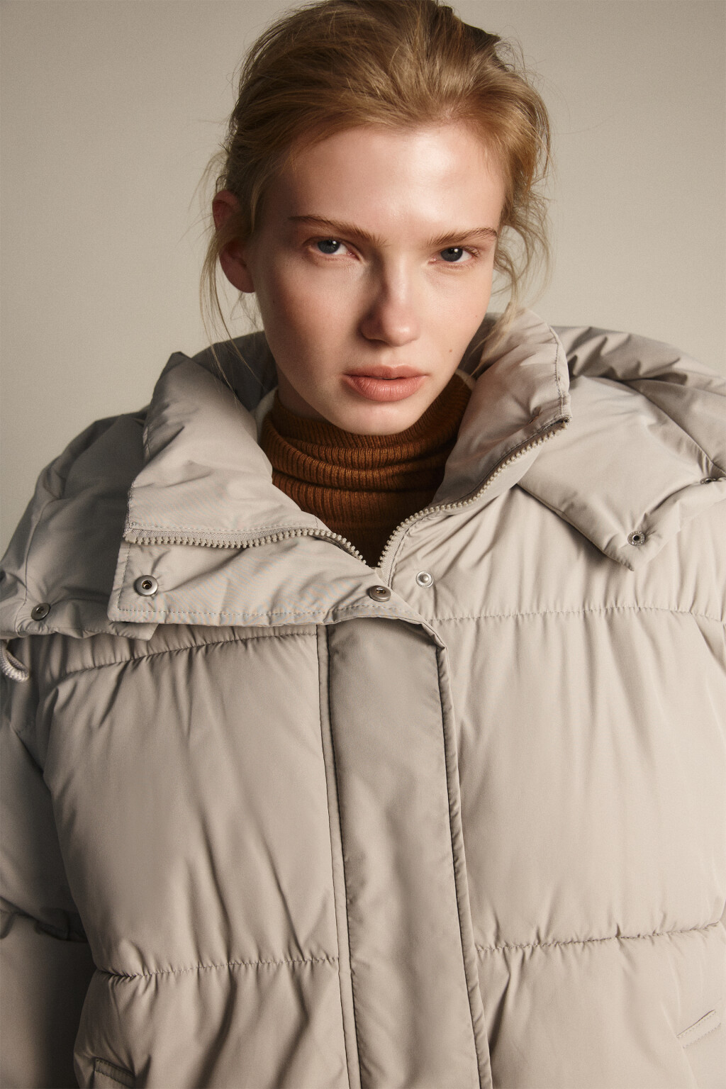 Куртка стеганая с капюшоном - цвет бежевый - 6