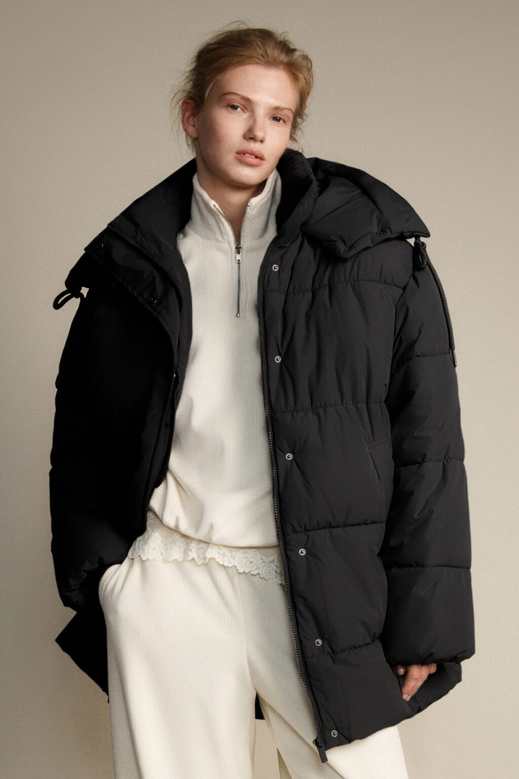 Куртка стеганая с капюшоном - цвет черный - 2