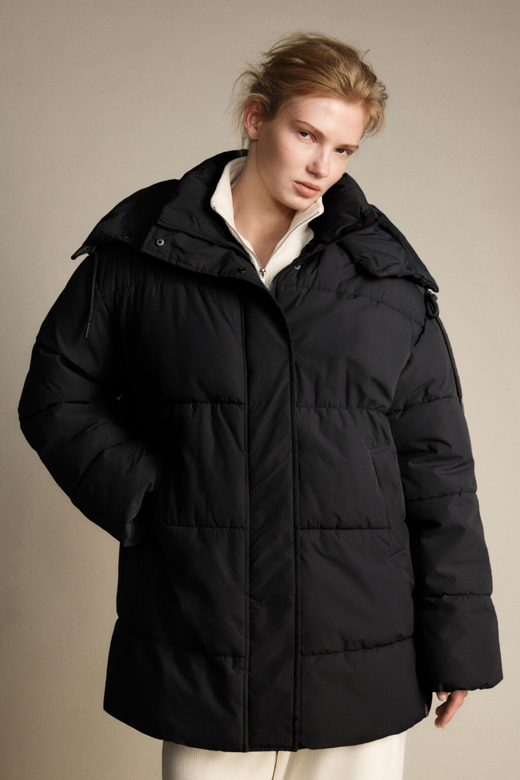 Куртка стеганая с капюшоном - цвет черный - 3