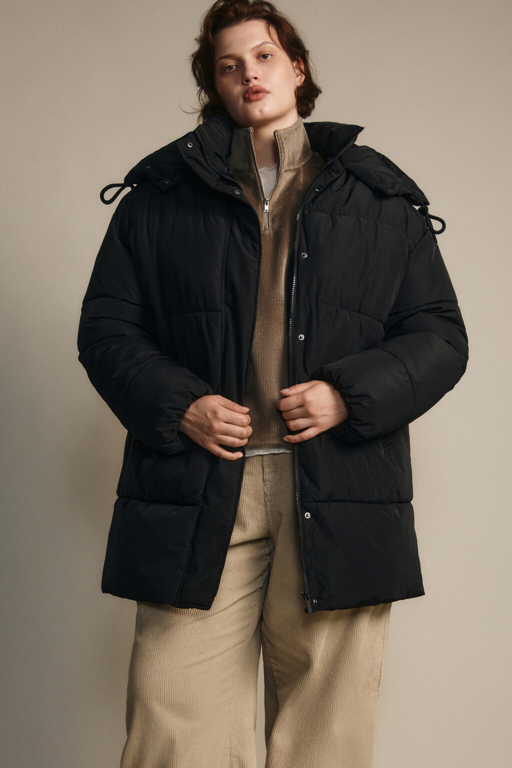 Куртка стеганая с капюшоном - цвет черный - 1