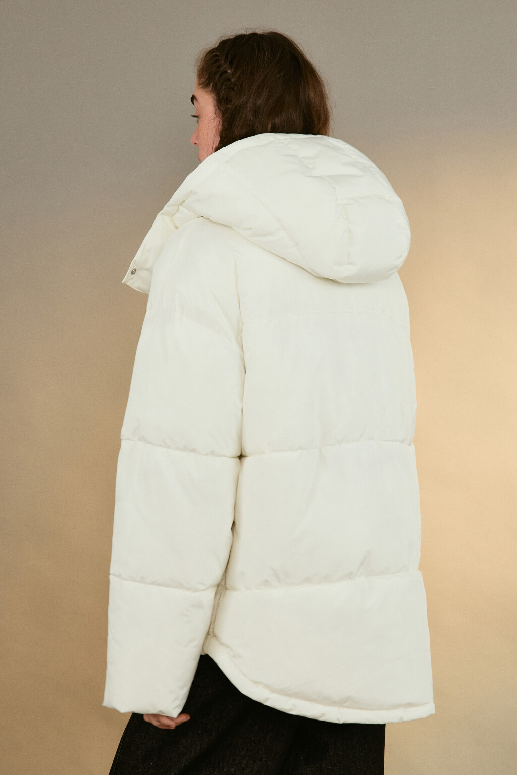Куртка стеганая свободная с капюшоном - цвет молочный - 3