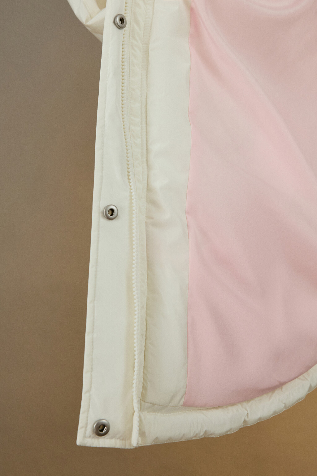 Куртка стеганая свободная с капюшоном - цвет молочный - 7