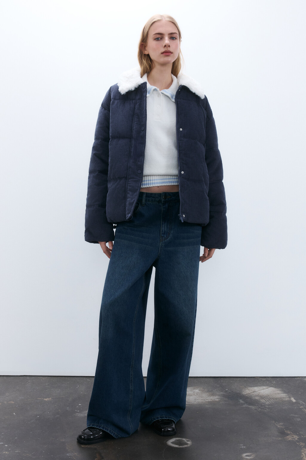 Куртка вельветовая с меховым воротником - цвет серый - 4