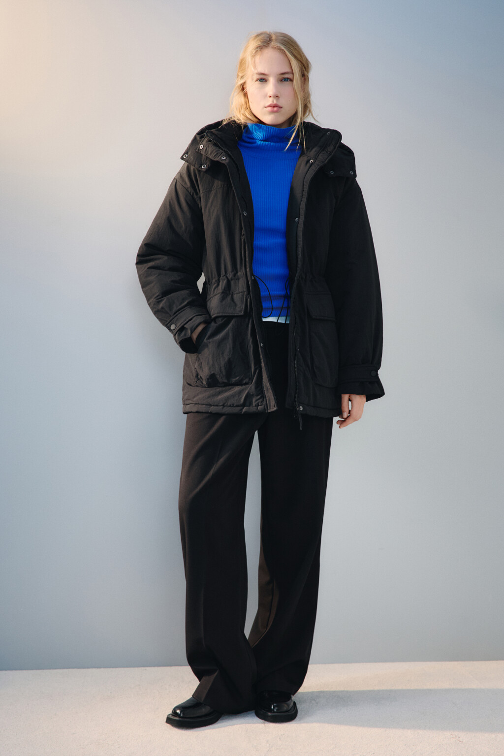 Куртка-парка с капюшоном - цвет черный - 4