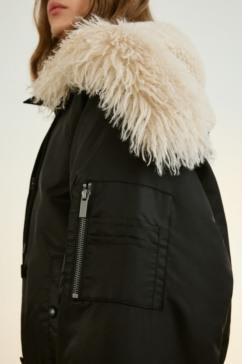 Куртка-бомбер с широким воротником - цвет черный - 8