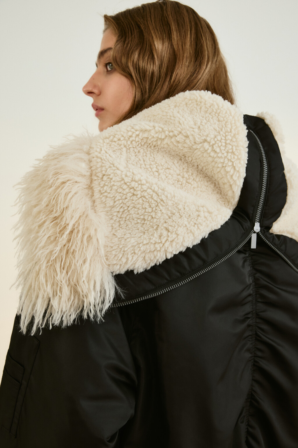 Куртка-бомбер с широким воротником - цвет черный - 9